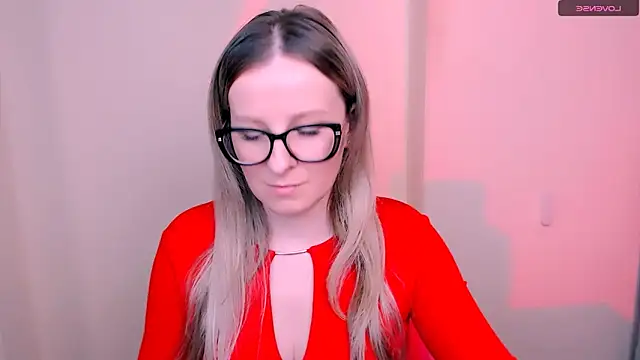 AnnePeach online show from 22, 4, 2026