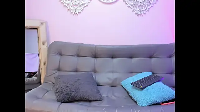 lily rose1 online show from 23, 4, 2026