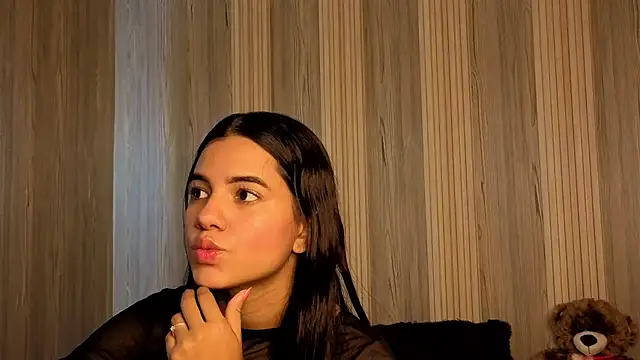 Snapshot of Isabellaa_Rosee chatting on 22, 7, 2026 Isabellaa Rosee online show from 22, 7, 2026