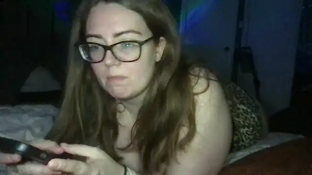 CurvyBx online show from 3, 4, 2026