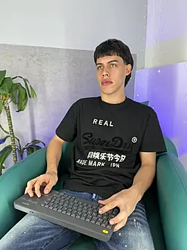 Lucian-greyy online show from 7, 3, 2026