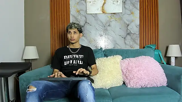 YOUNG BOYS HELL online show from 6, 3, 2026