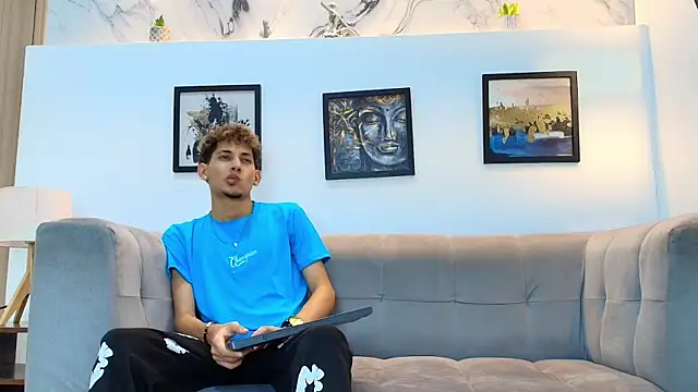 YOUNG BOYS HELL online show from 25, 4, 2026