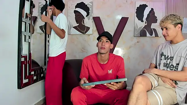 GREEN BOYS online show from 27, 4, 2026