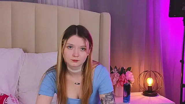 AlyssFrost online show from 18, 6, 2026