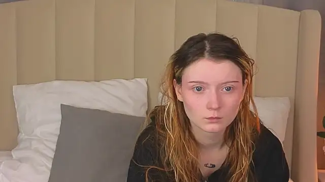 AlyssFrost online show from 26, 6, 2026