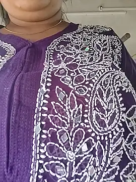 Snapshot of taniya0 chatting on 9, 7, 2026 taniya0 online show from 9, 7, 2026