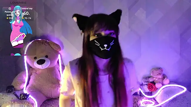 llonaMask online show from 4, 3, 2026