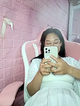 Eye-squirt online show from 8, 3, 2026