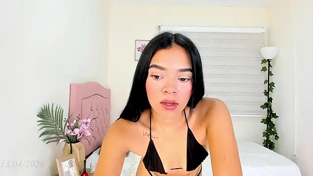 Dafne Maroto online show from 14, 4, 2026