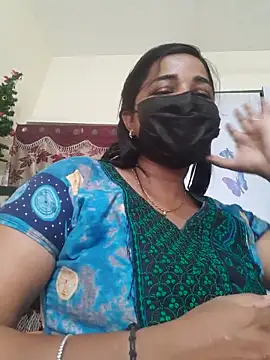 Snapshot of Tamil_Luckly_girl chatting on 10, 4, 2026 Tamil Luckly girl online show from 10, 4, 2026