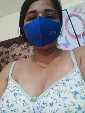 Snapshot of Tamil_Luckly_girl chatting on 19, 5, 2026 Tamil Luckly girl online show from 19, 5, 2026