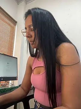 Yirleyll online show from 3, 3, 2026