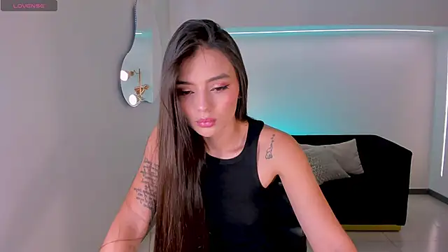 JulietteMoreau online show from 28, 2, 2026