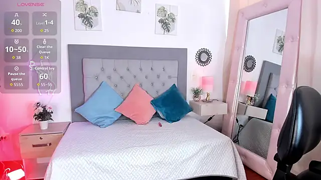 julietha Vega online show from 9, 6, 2026