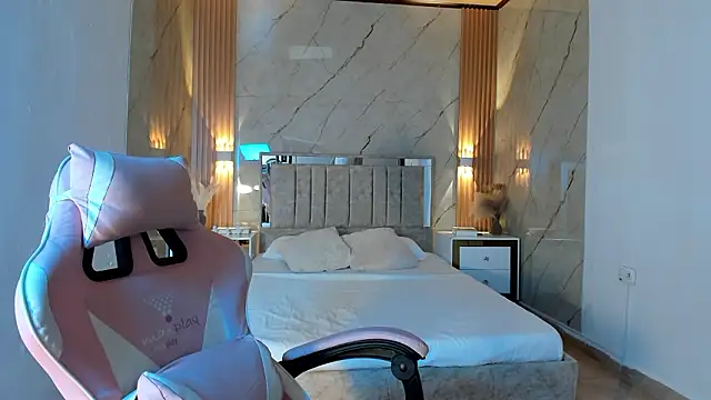 your whore Salome online show from 3, 3, 2026