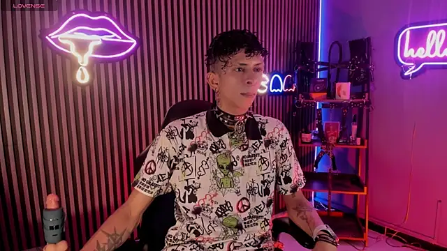 Maximoking26 online show from 10, 4, 2026