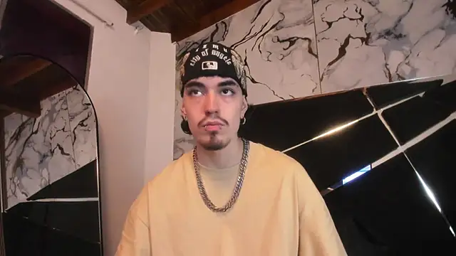 Couple In Heat online show from 23, 4, 2026