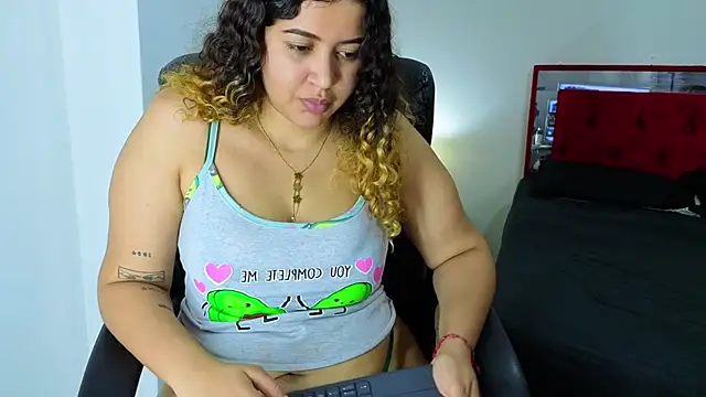 goodgirlxxl online show from 28, 4, 2026