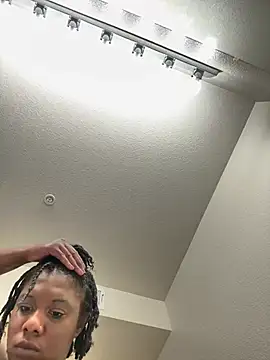 ShortcakeMochaa online show from 15, 2, 2026