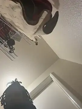 ShortcakeMochaa online show from 10, 3, 2026