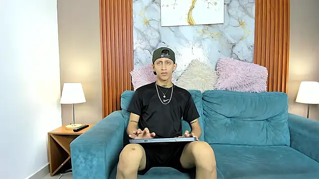 BOYS PLAY online show from 25, 4, 2026