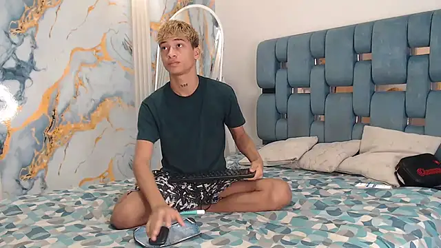 GOLD BOYS online show from 18, 4, 2026