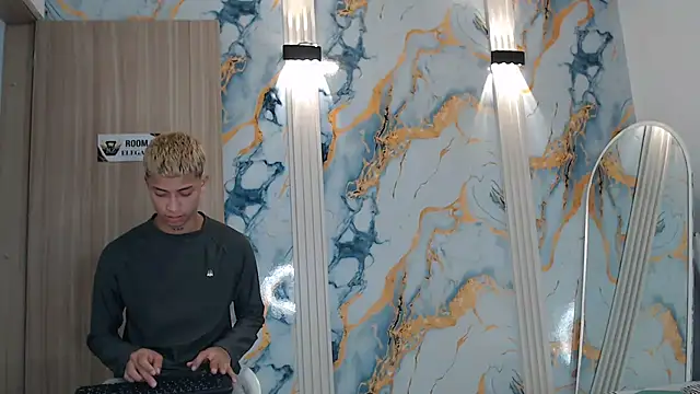 GOLD BOYS online show from 27, 4, 2026