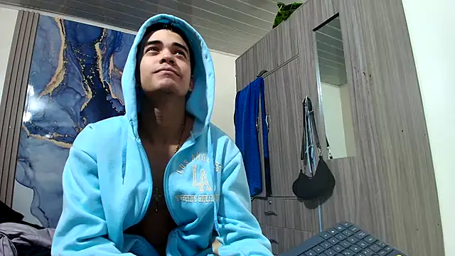 raven robin  online show from 26, 4, 2026