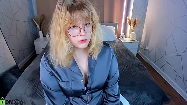 luna c0ra online show from 21, 2, 2026