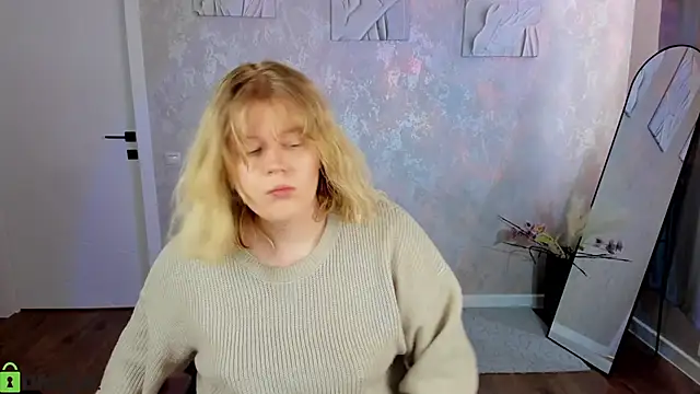 luna c0ra online show from 25, 4, 2026