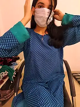 tanzum khan3202 online show from 8, 4, 2026