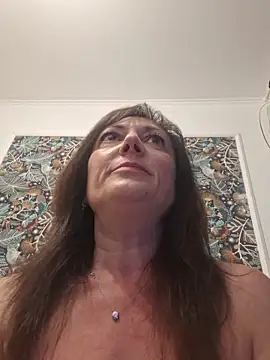 SaraGina online show from 28, 4, 2026