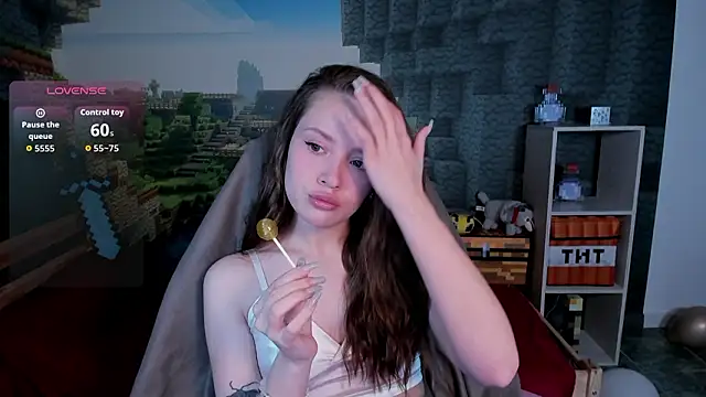 AshleyGlover online show from 13, 3, 2026