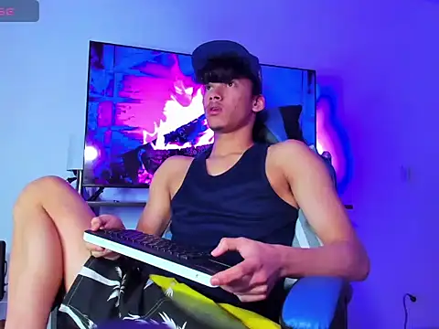 Lyam Russo online show from 12, 3, 2026