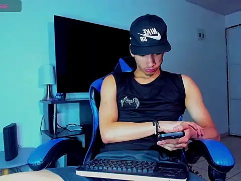 Snapshot of Lyam_Russo chatting on 16, 5, 2026 Lyam Russo online show from 16, 5, 2026
