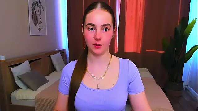 Maddy Wood  online show from 18, 4, 2026