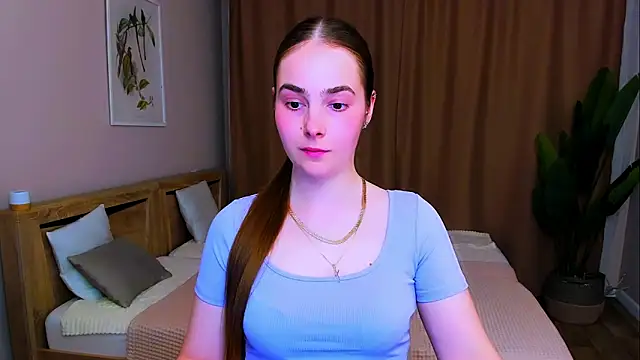 Maddy Wood  online show from 18, 4, 2026