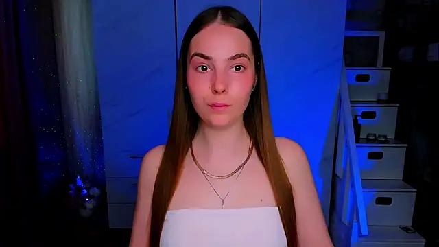 Snapshot of Maddy_Wood_ chatting on 2, 5, 2026 Maddy Wood online show from 2, 5, 2026