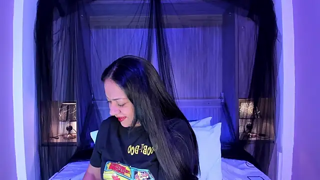 AllieBennet online show from 30, 6, 2026