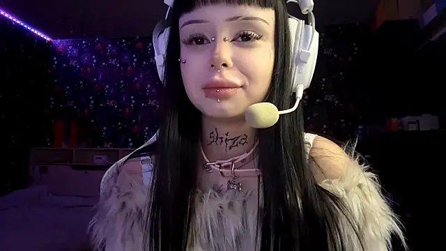 Luna Sohotti online show from 17, 2, 2026