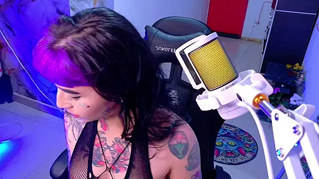 nova kitttyy online show from 23, 4, 2026