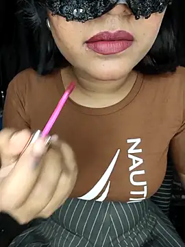 LINNI 3 online show from 6, 3, 2026