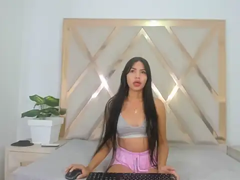 Carlotaasm online show from 27, 3, 2026