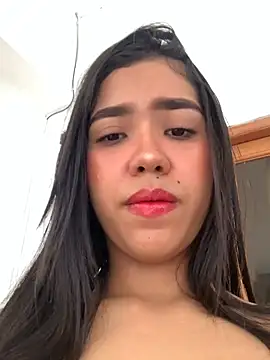 Lily em online show from 23, 7, 2026