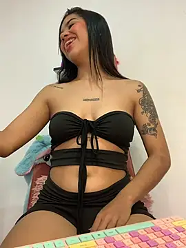 Lily em online show from 28, 7, 2026