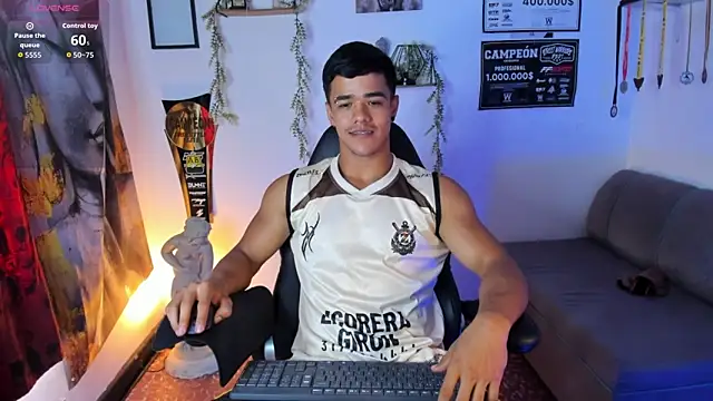 Snapshot of Rob_zaens33 chatting on 30, 6, 2026 Rob zaens33 online show from 30, 6, 2026