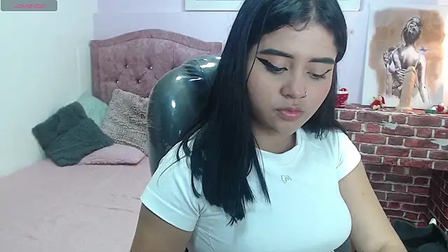 Snapshot of mila_quin chatting on 11, 3, 2026 mila quin online show from 11, 3, 2026