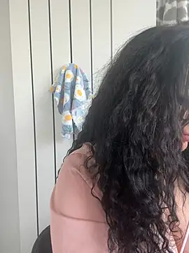 EvaPatricia online show from 31, 3, 2026