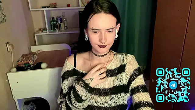 MabelDefina online show from 22, 4, 2026